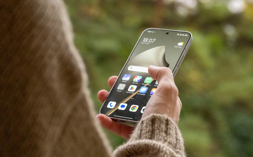 Poslední šance. Xiaomi 15T Pro s rekordním počtem slev a dárků koupíte už jen do neděle