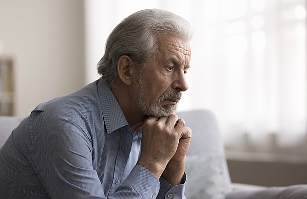 Nemoci, které nás nejčastěji trápí ve stáří. Tyto příznaky vás mohou varovat