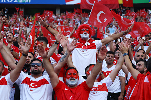 Sázkařská aféra v Turecku: 18 zatčených, v kauze figuruje i šéf prvoligového klubu