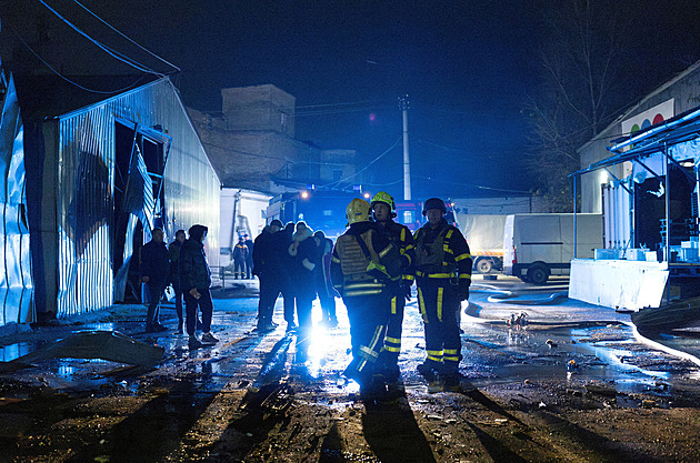 Rusové masivně útočili na ukrajinskou infrastrukturu, v řadě oblastí nejde proud
