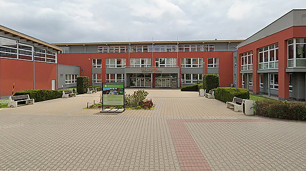 Neřešená šikana, HHC v šatnách. Rodiče hovoří o problémech na říčanské základce