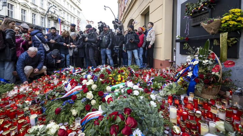 Česko si připomene výročí sametové revoluce. Chystají se protesty i pietní akce