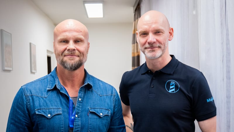 Na FF UK se střílelo, já nemohl najít dcery: Expert vytvořil Maják, SOS aplikaci zdarma