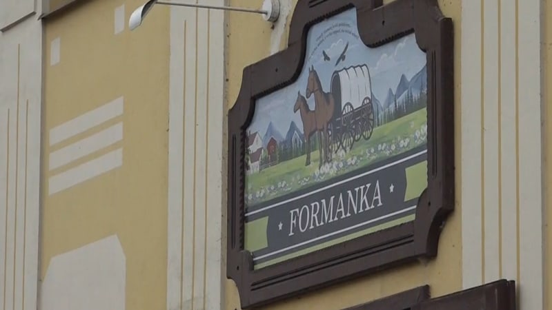 Hanušovice se chlubí hospodskou samoobsluhou. Hotovka tu stojí lidových 70 korun