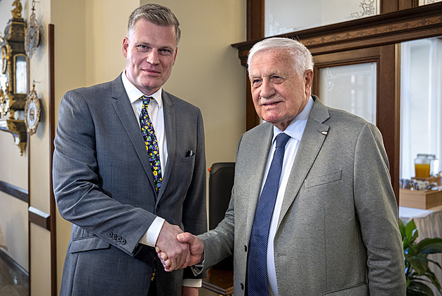 Legrační, nechápu to. Klaus se podivuje, proč Turek není na seznamu ministrů