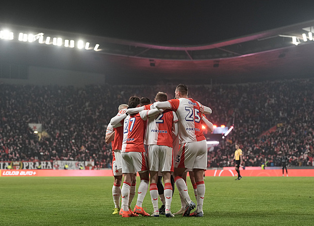 ONLINE: Slavia hraje první přípravné utkání, proti Basileji debutuje Kante