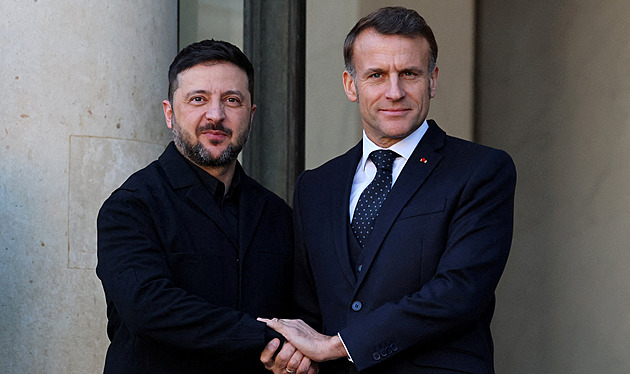 Evropští vojáci na Ukrajině? Kyjev se slibům směje, Moskva větří podraz