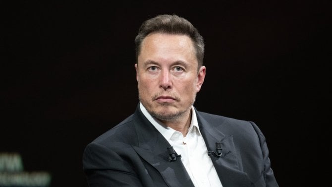 Elon Musk chce porazit AMD i Nvidii. Chce mít nejvyšší výrobní objem AI čipů na světě
