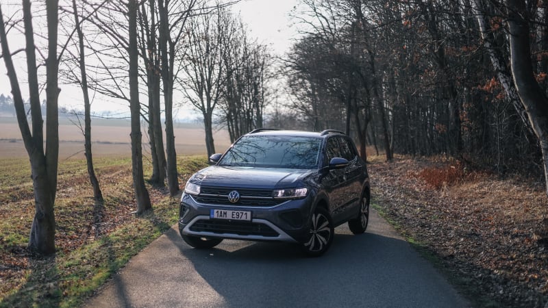 Levná auta Volkswagen stále umí. T-Cross překvapí nejen prostorem, ale i cenou