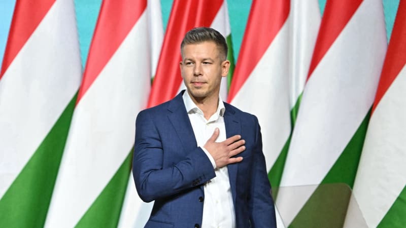 ON-LINE: Orbán uznal porážku a chce sloužit v opozici. Magyarova Tisza míří k ústavní většině