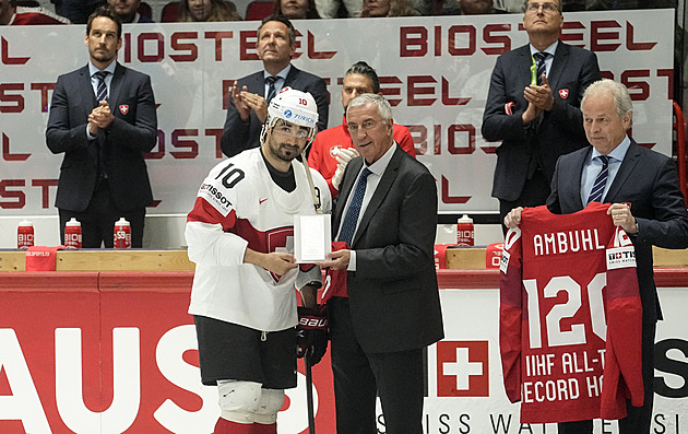 Legendární Ambühl doufá: Snad Švýcarsko udělá další krok! Řečnění? Horší než zápas